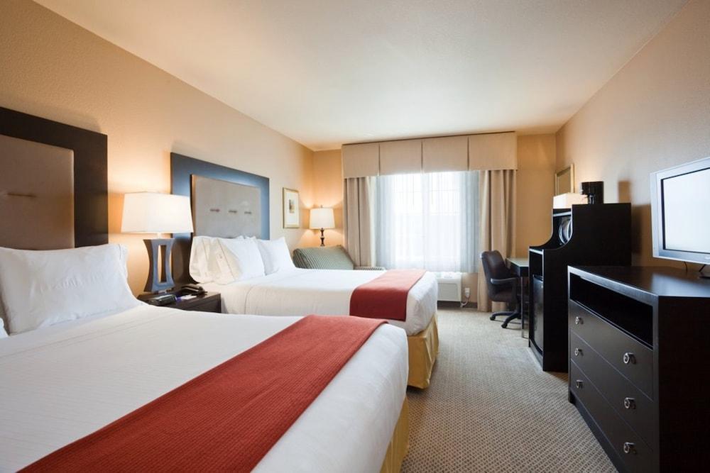 Holiday Inn Express & Suites Bonham By Ihg Luaran gambar